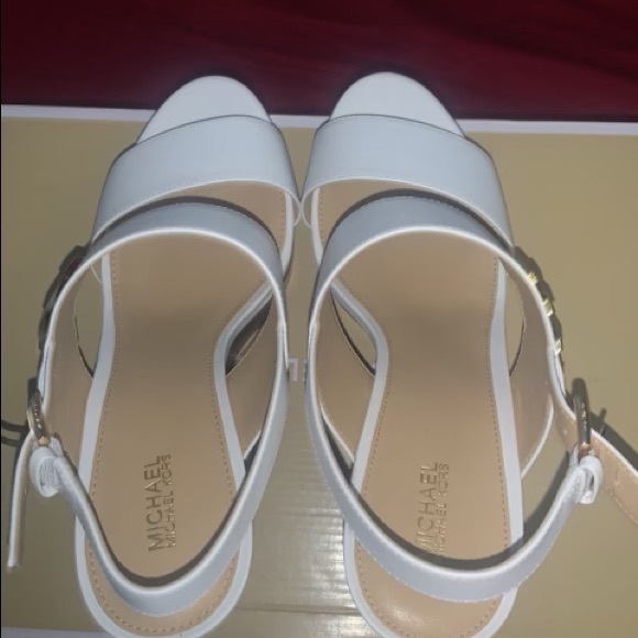 Michael kors Authentic Wedges New never worn - Picture 2 of 5